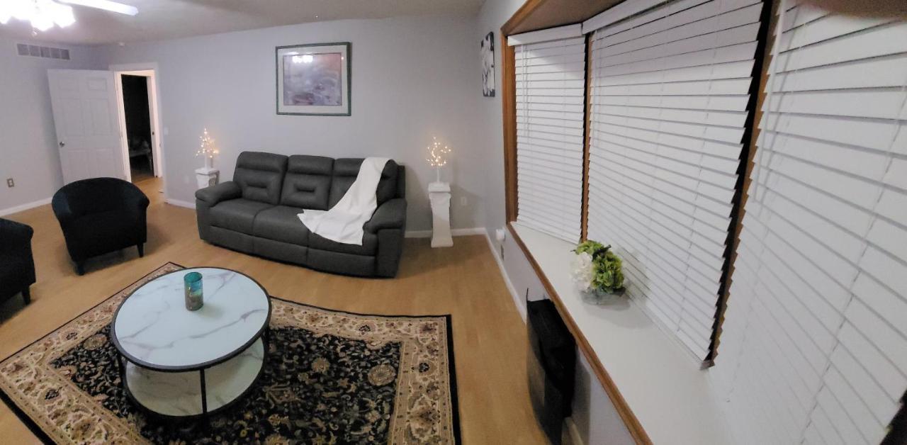 Experience The Serenity Of Pineapple Acre Pocono Stroudsburg Exterior photo