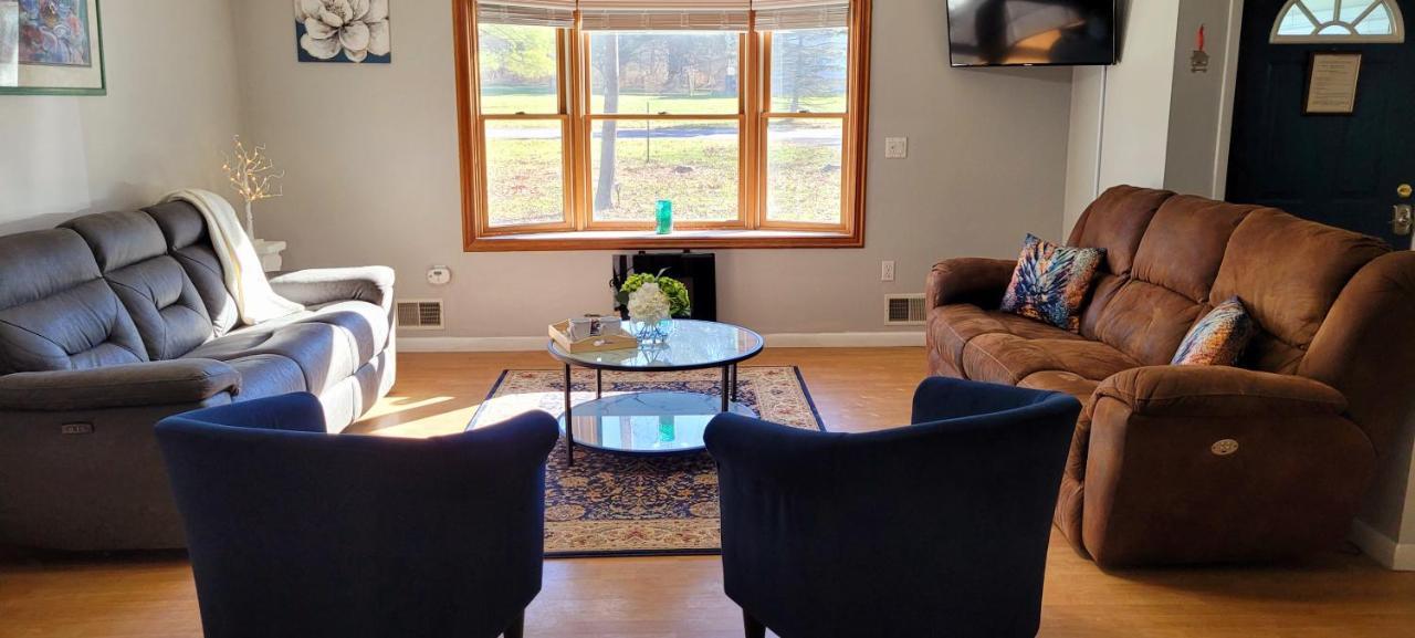 Experience The Serenity Of Pineapple Acre Pocono Stroudsburg Exterior photo