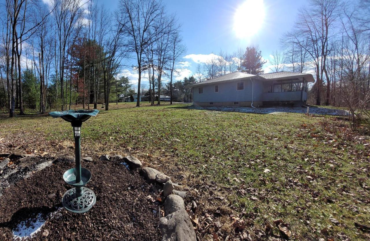 Experience The Serenity Of Pineapple Acre Pocono Stroudsburg Exterior photo