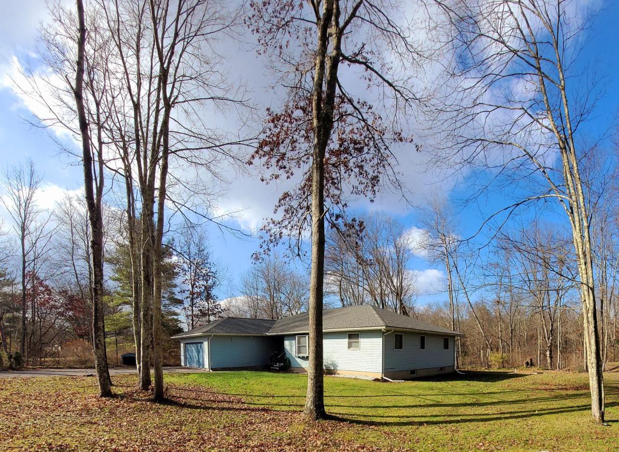 Experience The Serenity Of Pineapple Acre Pocono Stroudsburg Exterior photo